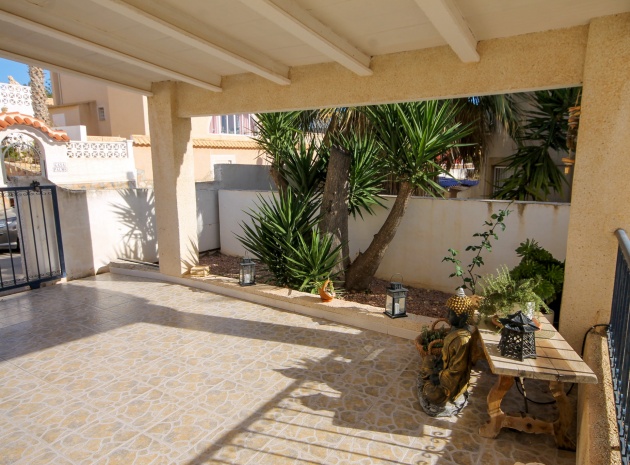 Resale - Villa - Villamartin