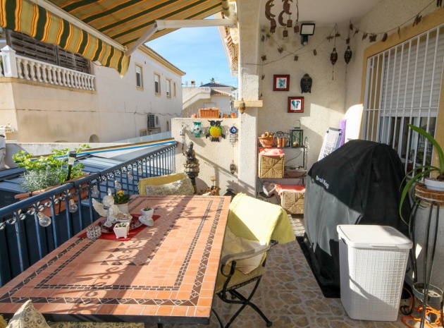 Resale - Villa - Villamartin