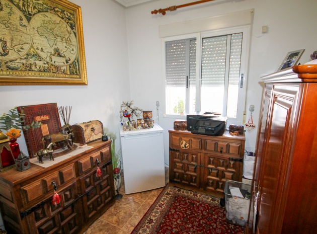 Resale - Villa - Villamartin