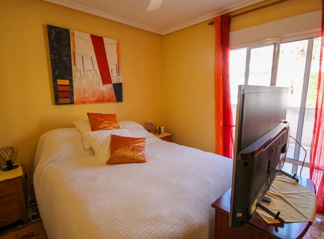 Resale - Villa - Villamartin