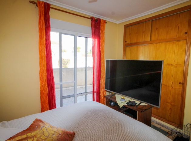 Resale - Villa - Villamartin