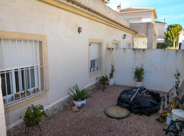 Resale - Villa - Villamartin