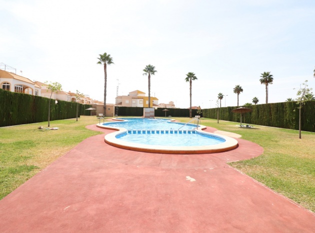 Resale - Apartment - Torrevieja - altos del limonar
