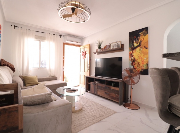Resale - Apartment - Torrevieja - altos del limonar