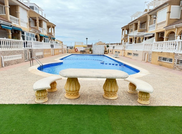 Resale - Villa - Playa Flamenca - Res Laguna