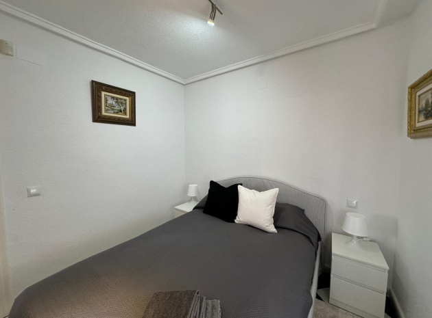Resale - Villa - Playa Flamenca - Res Laguna