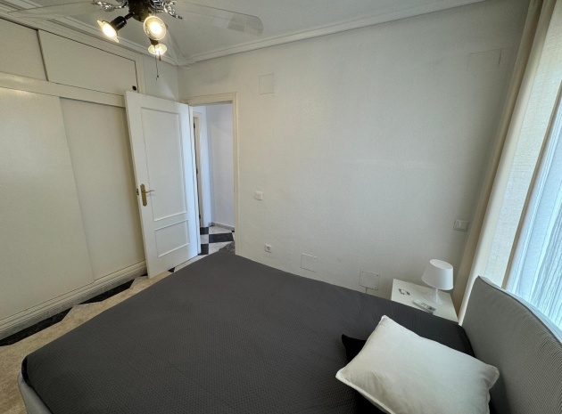 Resale - Villa - Playa Flamenca - Res Laguna