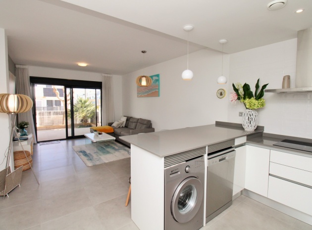 Resale - Apartment - Pilar de la Horadada