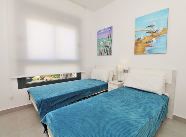 Resale - Apartment - Pilar de la Horadada