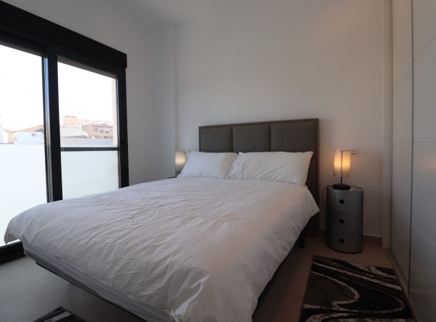 Återförsäljning - Radhus - Benijofar