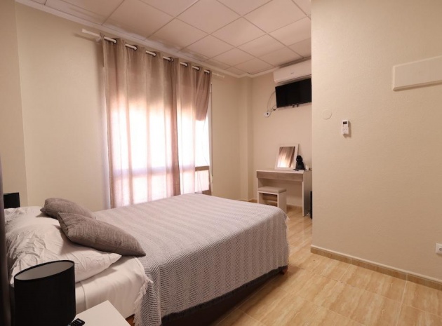 Wiederverkauf - Hotel - San Miguel de Salinas - Urbanizaciones
