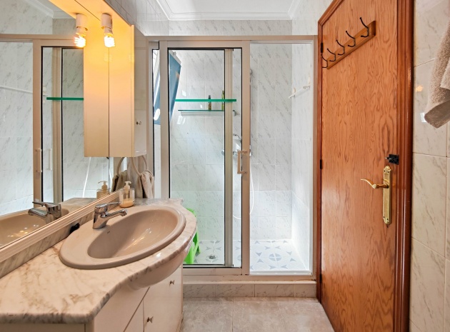 Resale - Apartment - Torrevieja - Beachside Torrevieja