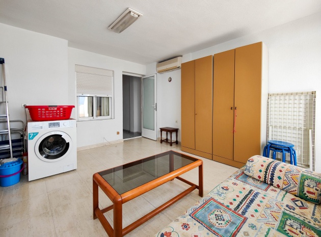 Resale - Apartment - Torrevieja - Beachside Torrevieja
