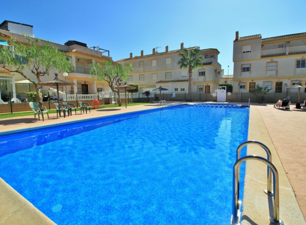 Resale - Townhouse - Villamartin