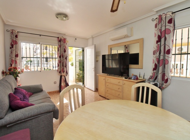 Resale - Townhouse - Villamartin