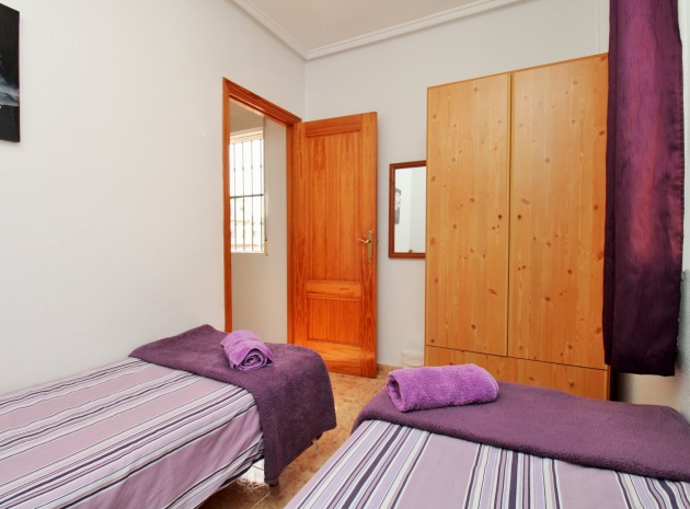 Resale - Townhouse - Villamartin