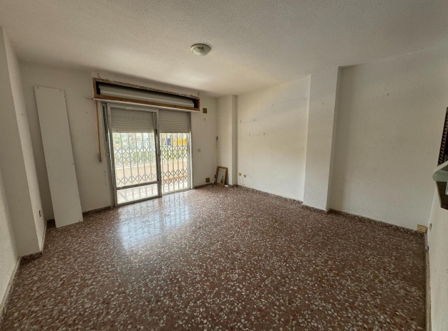 Resale - Apartment - Torrevieja - Punta Prima