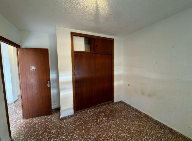 Resale - Apartment - Torrevieja - Punta Prima