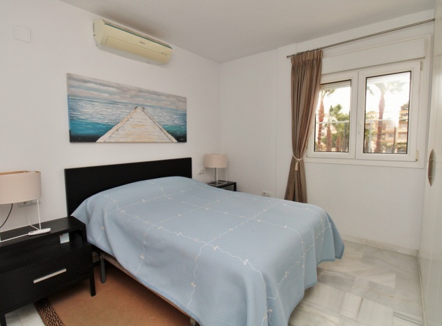 Återförsäljning - Lägenhet - Villamartin