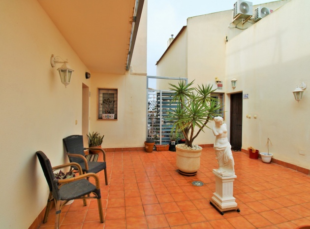 Återförsäljning - Lägenhet - Villamartin