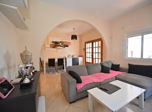 Wederverkoop - Herenhuis - Torrevieja - Los balcones