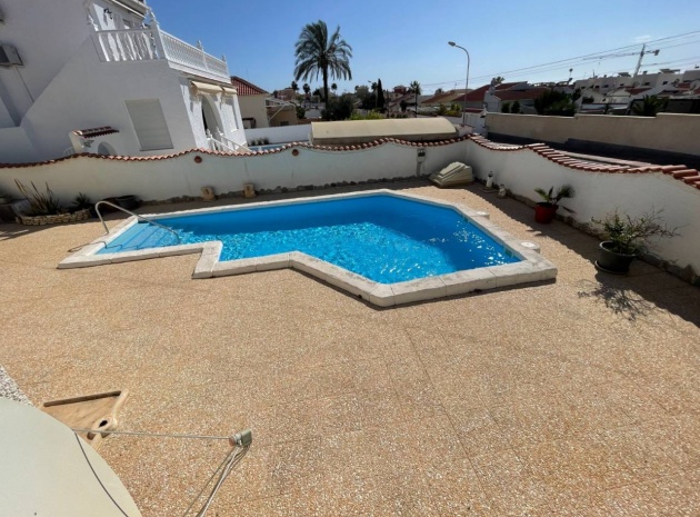 Återförsäljning - Villa - Ciudad Quesada