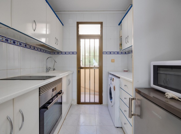 Återförsäljning - Lägenhet - Torrevieja - la veleta
