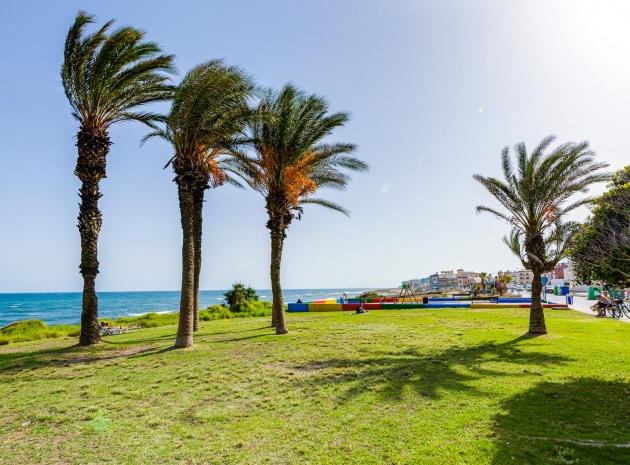 Återförsäljning - Lägenhet - Torrevieja - la veleta