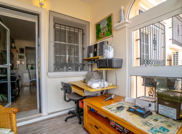 Resale - Townhouse - Villamartin - entre golf