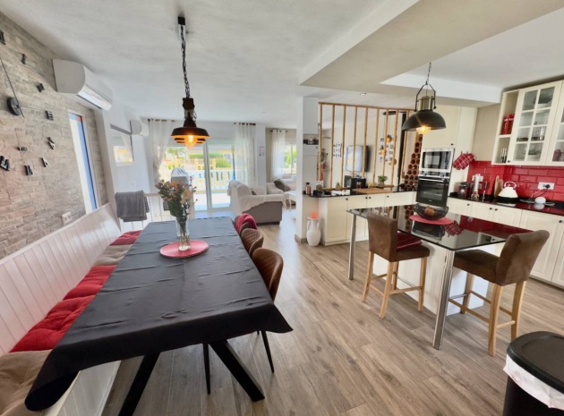 Återförsäljning - Villa - Benijofar