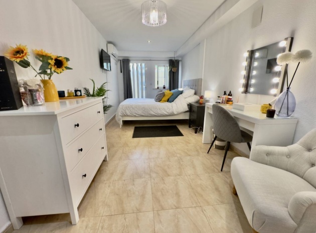 Återförsäljning - Villa - Benijofar