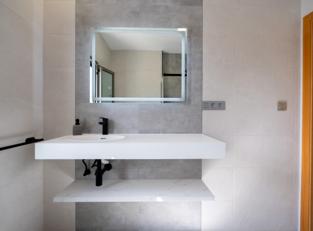 Revente - Maison de ville - Bigastro