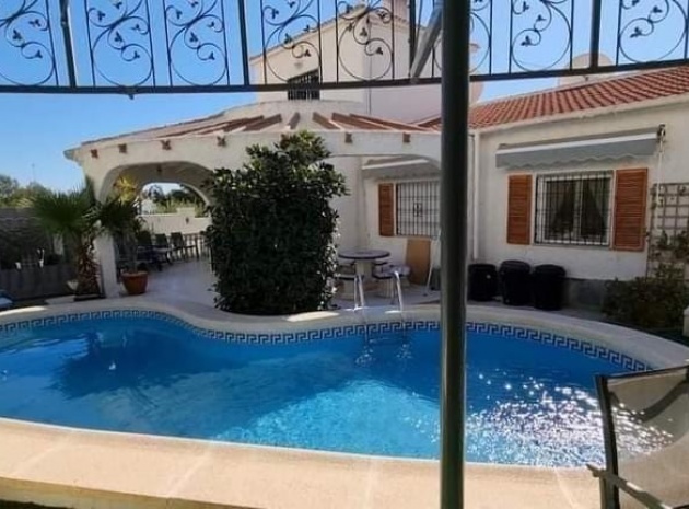 Wiederverkauf - Villa - Villamartin - La Fuente