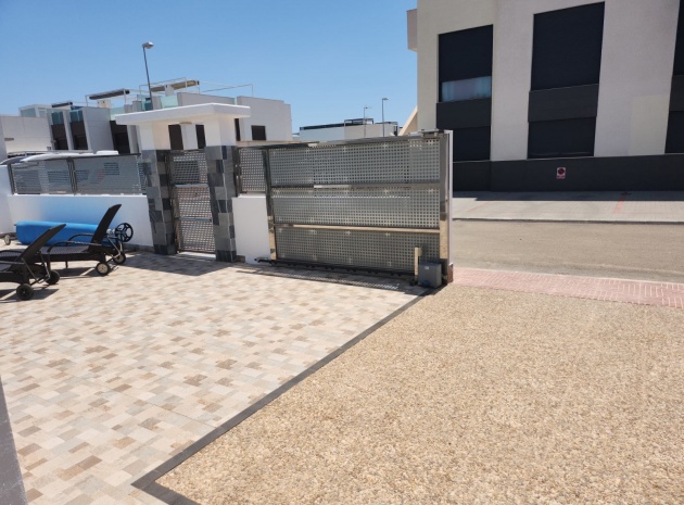 Resale - Villa - Ciudad Quesada - Pueblo Bravo