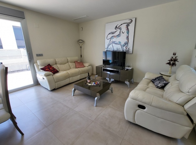Resale - Villa - Ciudad Quesada - Pueblo Bravo