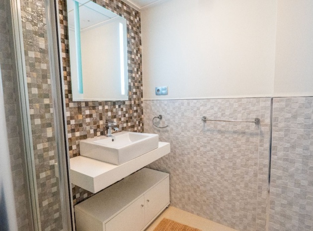 Revente - Appartement - Punta Prima