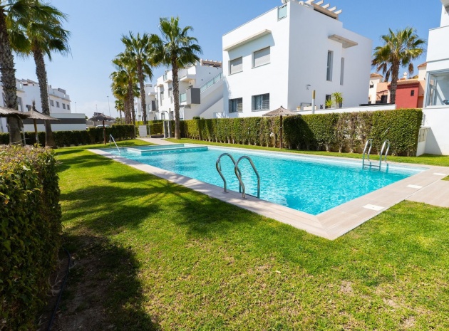 Revente - Appartement - Punta Prima