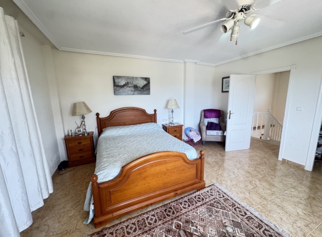 Återförsäljning - Villa - La Zenia