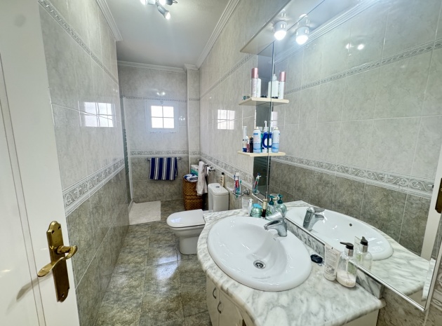 Återförsäljning - Villa - La Zenia