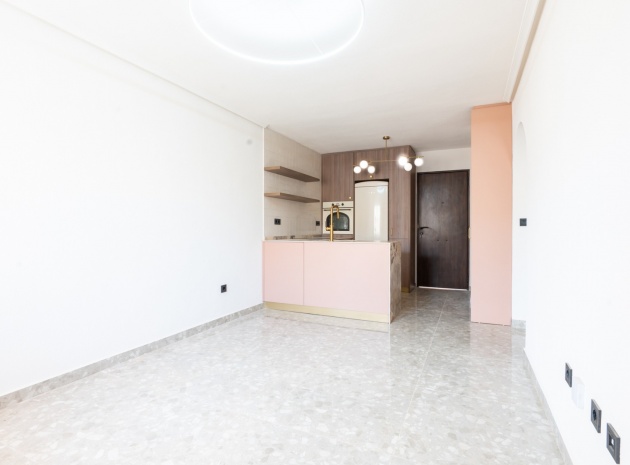 Resale - Apartment - La Florida  - La Florida