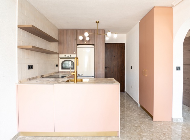 Resale - Apartment - La Florida  - La Florida