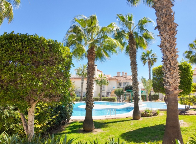 Resale - Apartment - Los Altos