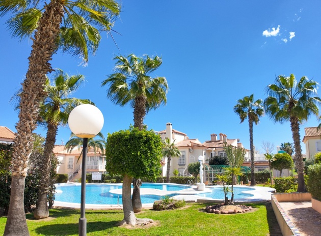 Resale - Apartment - Los Altos