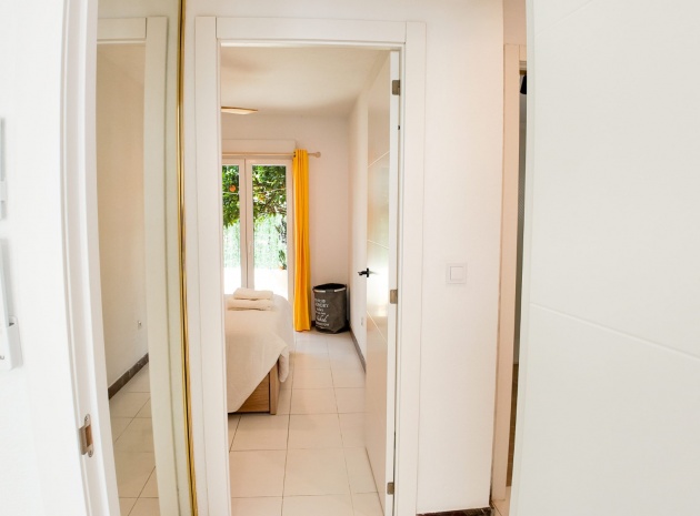 Resale - Apartment - Los Altos