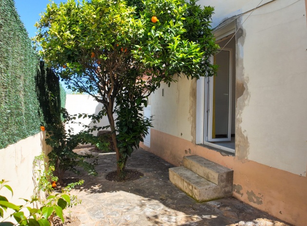 Resale - Apartment - Los Altos