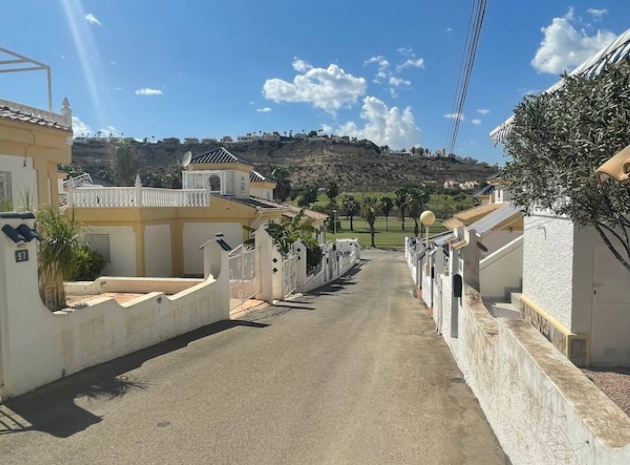 Resale - Villa - Ciudad Quesada - La Marquesa