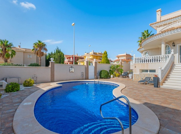 Resale - Villa - Ciudad Quesada