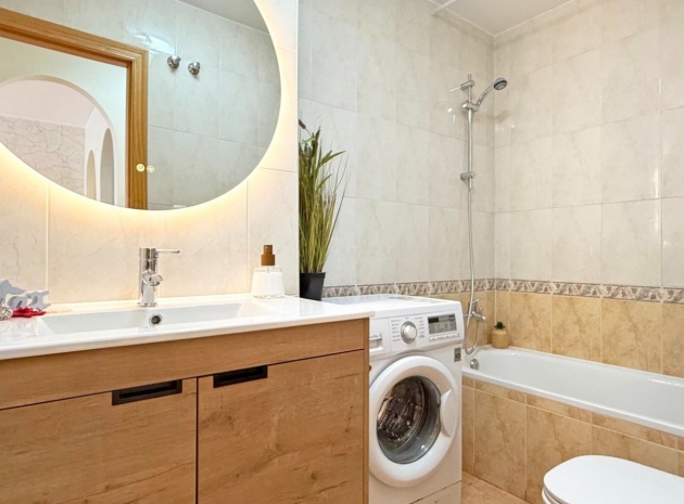 Wiederverkauf - Wohnung - Torrevieja - Beachside Torrevieja