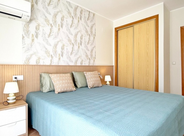 Wiederverkauf - Wohnung - Torrevieja - Beachside Torrevieja