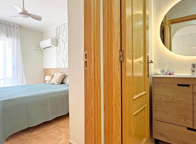 Wiederverkauf - Wohnung - Torrevieja - Beachside Torrevieja